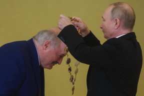 «Близко к максимально унизительному положению». Чалый – о просьбах Лукашенко к России