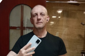 Экс-палітвязень: «З лякарні Віктара Бабарыку прывезлі тыя ж самыя людзі ў цывільным, якія яго і збівалі»