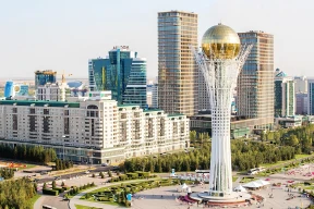 Казахстан вводит «золотую визу». Какова цена вопроса?