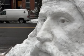 Беларус удивил американцев скульптурой из снега: «Beautiful!»
