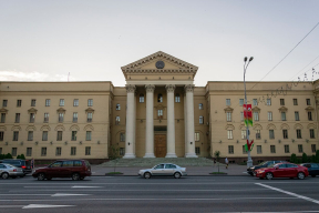 Разведка Литвы предупреждает о попытках КГБ Беларуси вербовать через соцсети