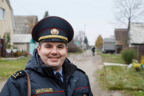 Конвейер репрессий. Майор милиции оштрафован за «Гуканне вясны» Жителя Гомеля судили за «оскорбление Лукашенко» и «содействие экстремистской деятельности»