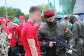 «Флагшток»: Идеологи не скрывают истинную цель военных сборов для школьников — возможное участие в войне