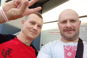 Конвейер репрессий. Заочно будут судить беларуса, который сбежал из Беларуси на параплане. Бывшими политзаключенными признано еще 40 человек